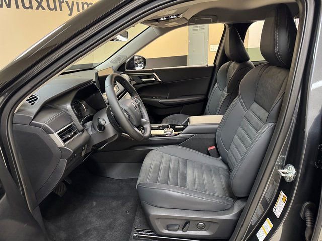 New 2026 Mitsubishi Outlander SE FWD image 9