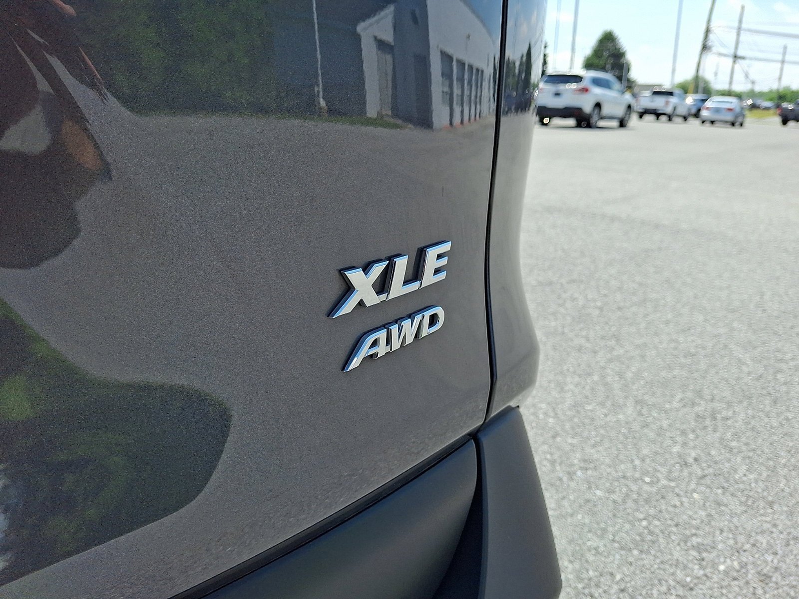 Certified 2024 Toyota RAV4 XLE Premium w/ Weather Package AWD/4WD image 32