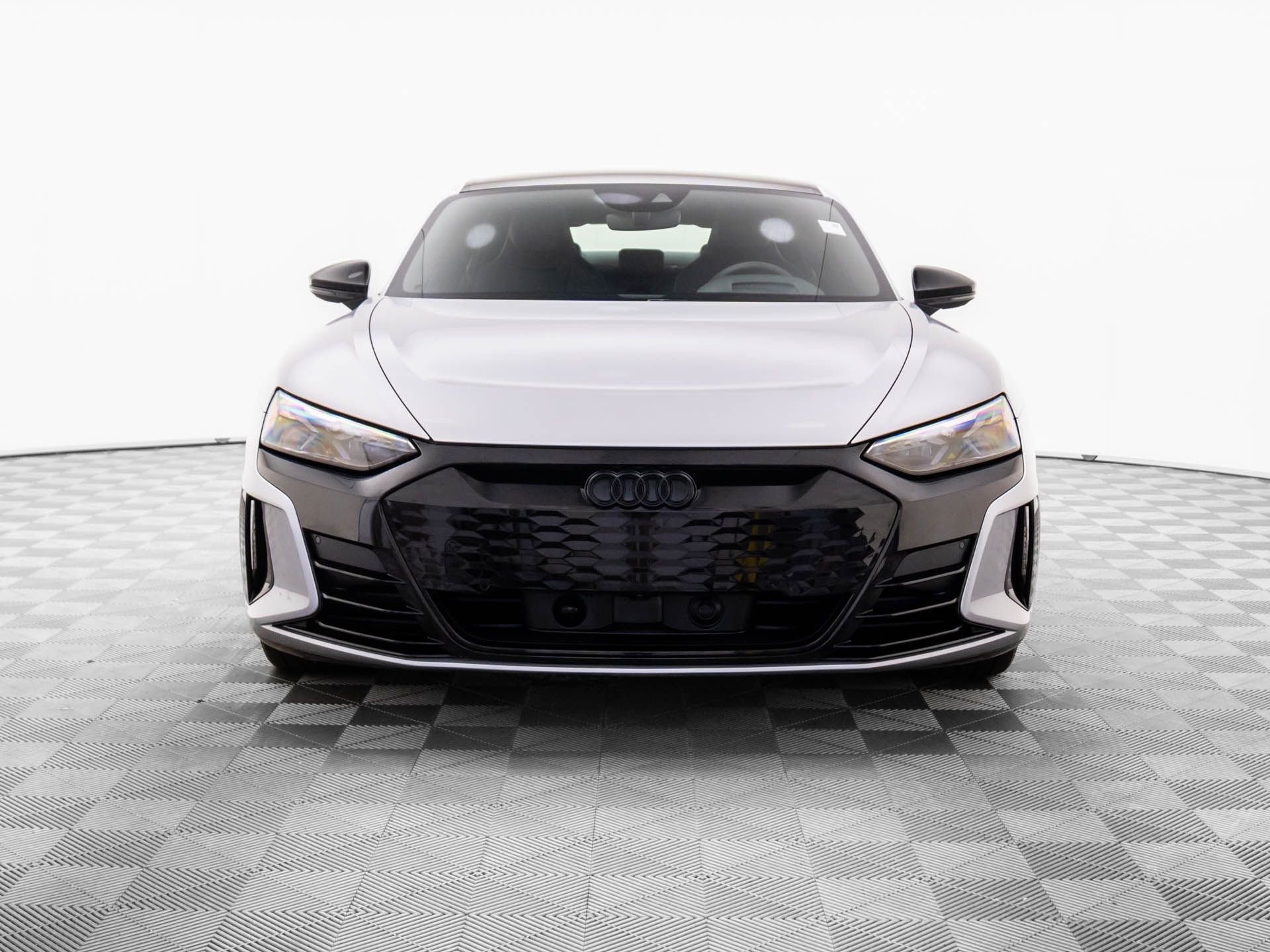 Used 2022 Audi e-tron GT Prestige w/ Prestige Package image 10