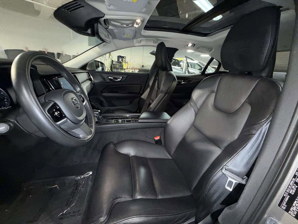 Used 2019 Volvo S60 T6 Inscription image 2