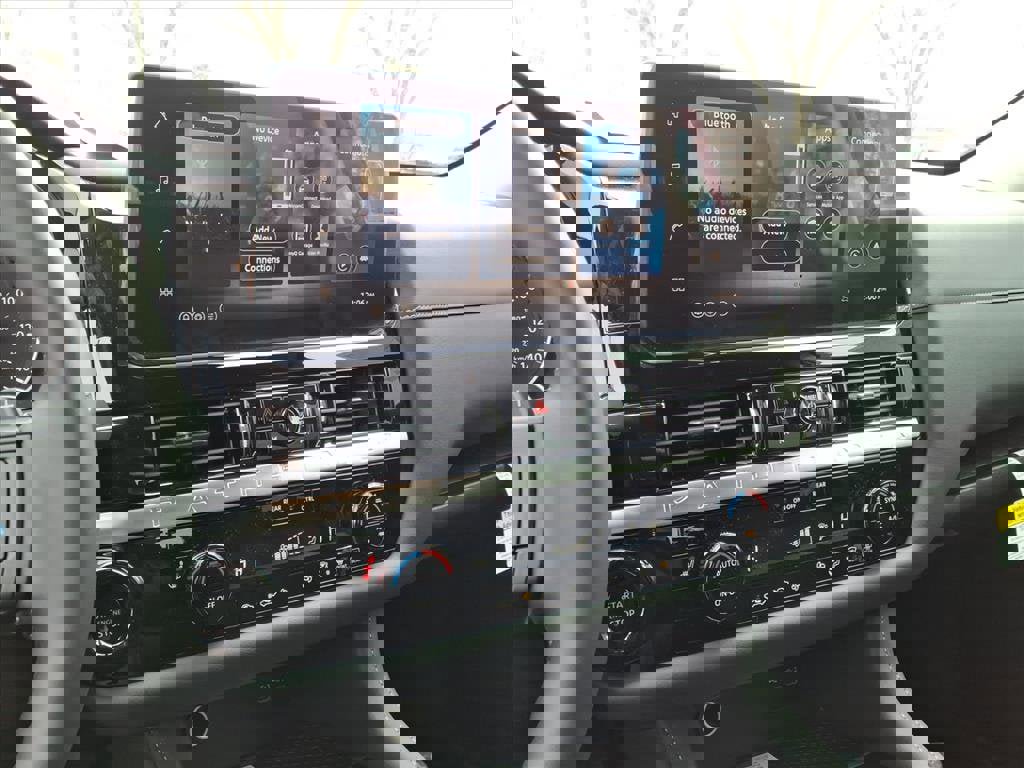 New 2026 Nissan Pathfinder SV image 8