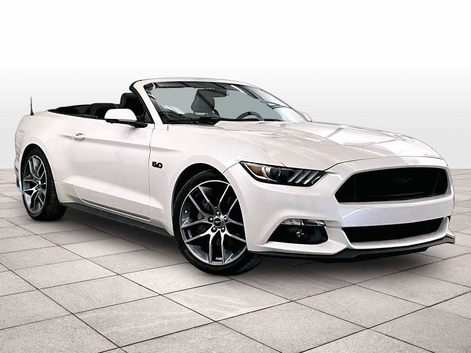 Used 2017 Ford Mustang GT Premium w/ Equipment Group 401A RWD image 2