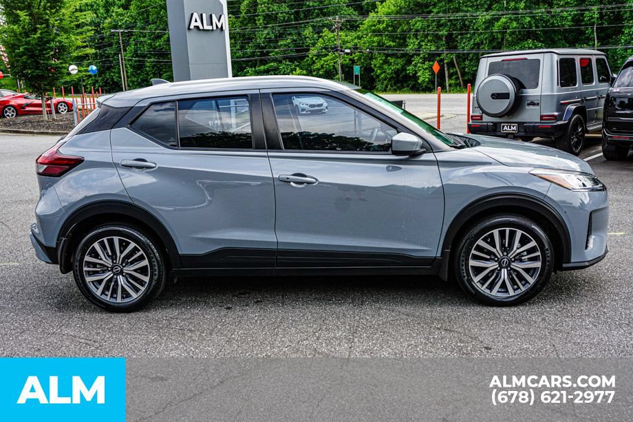 Used 2023 Nissan Kicks SV FWD image 8