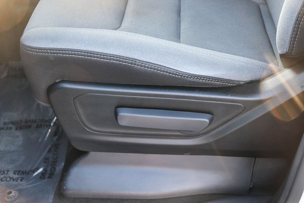 Used 2022 RAM 1500 Big Horn AWD/4WD image 24