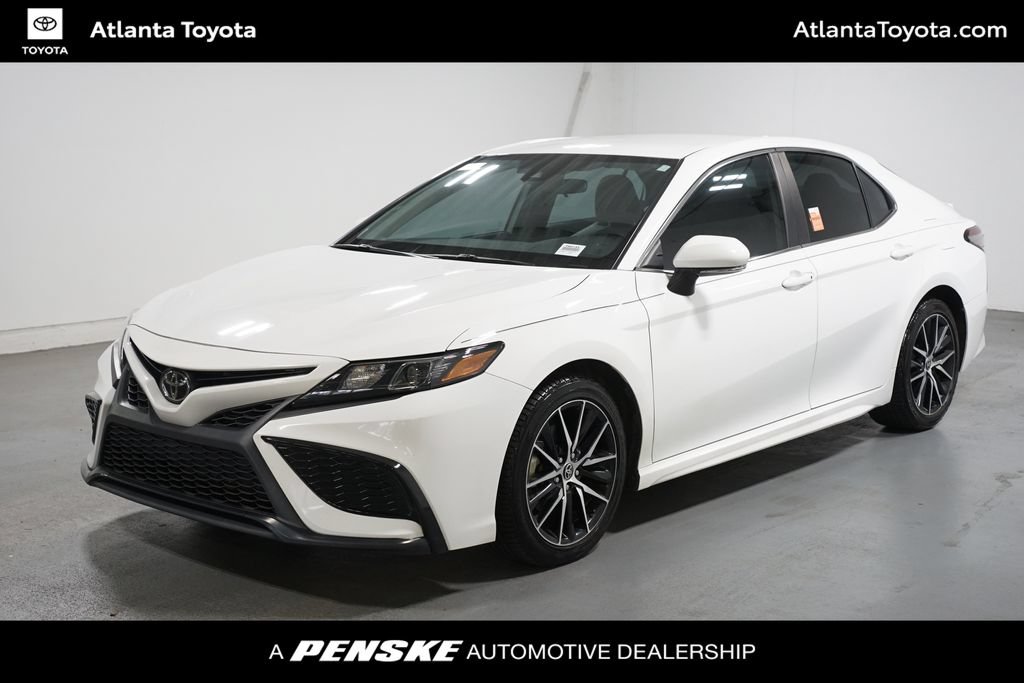 Used 2022 Toyota Camry SE
