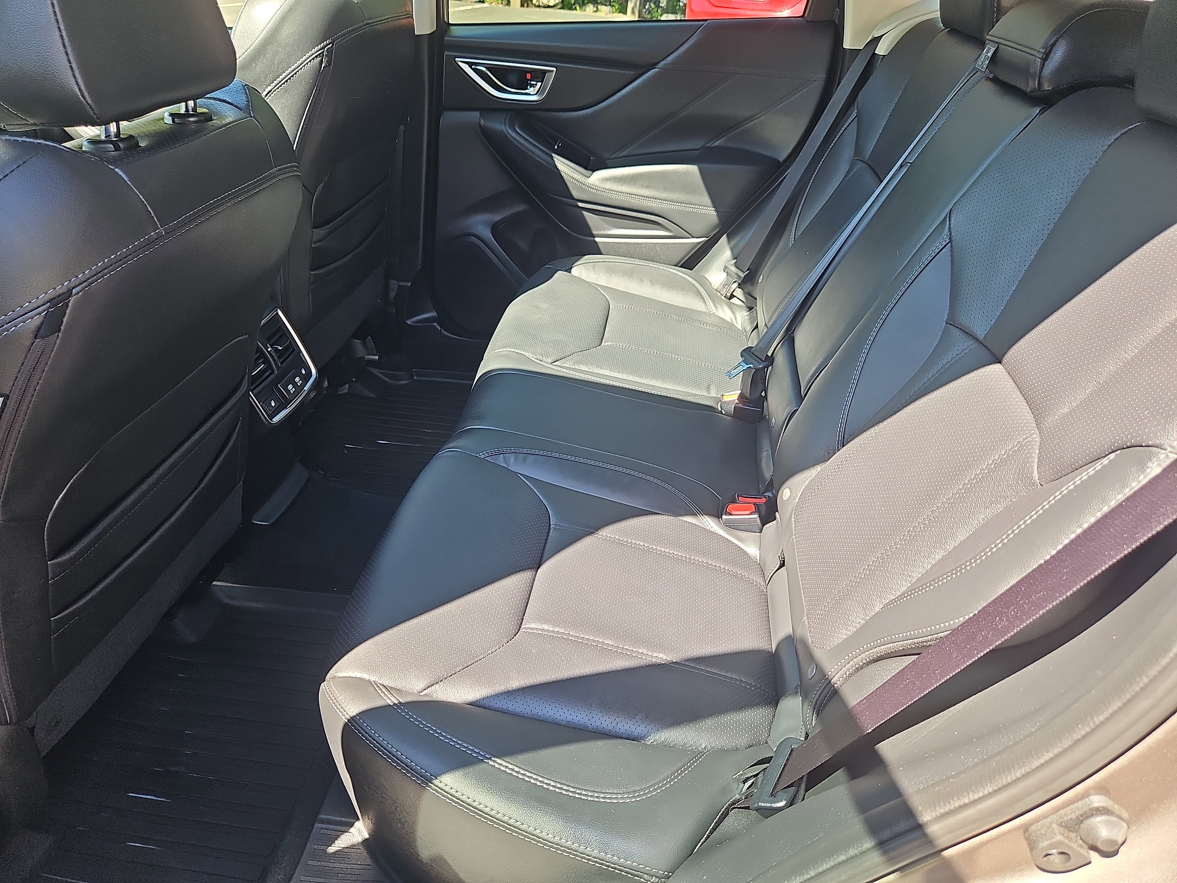 Certified 2024 Subaru Forester Touring AWD/4WD image 34
