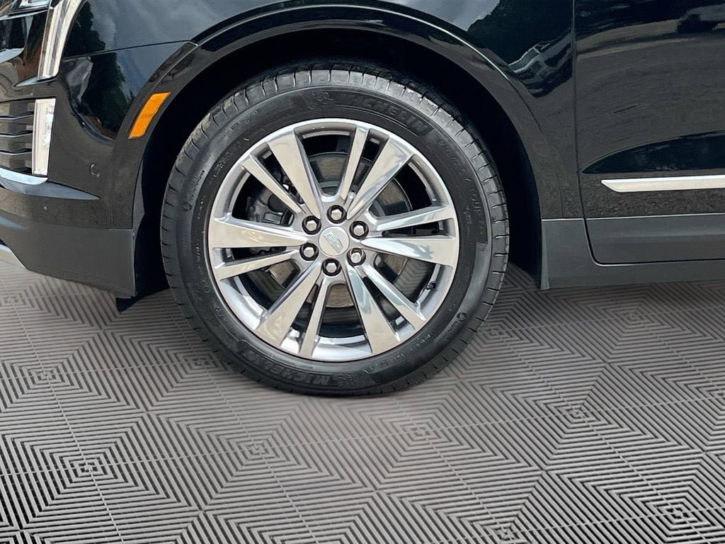 New 2025 Cadillac XT5 Premium Luxury w/ Technology Package image 33