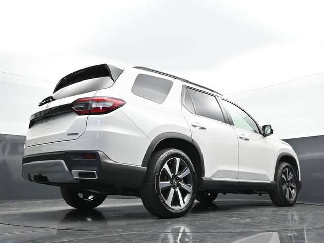 Used 2025 Honda Pilot Touring image 40