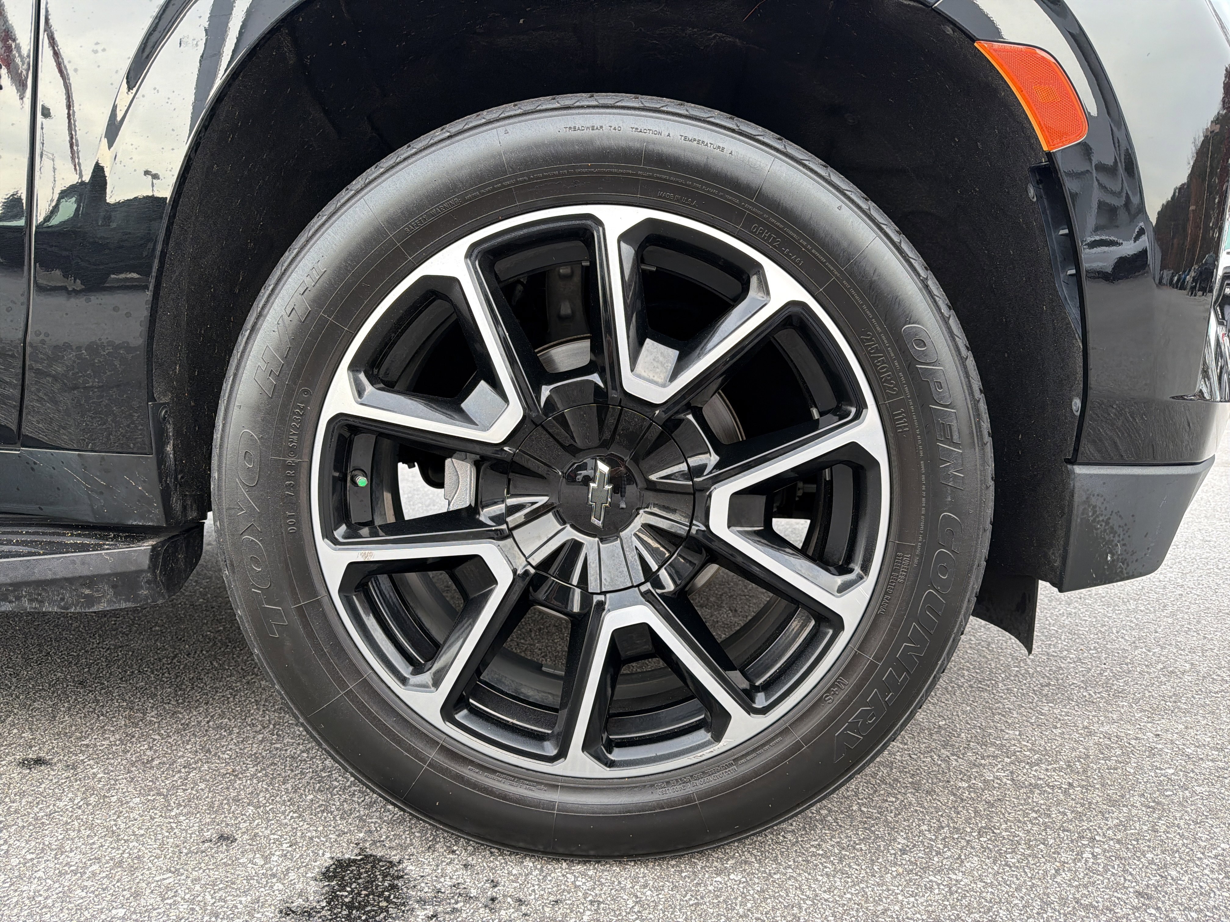 Used 2021 Chevrolet Tahoe RST w/ Luxury Package image 13