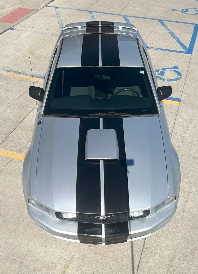 Used 2008 Ford Mustang GT image 11