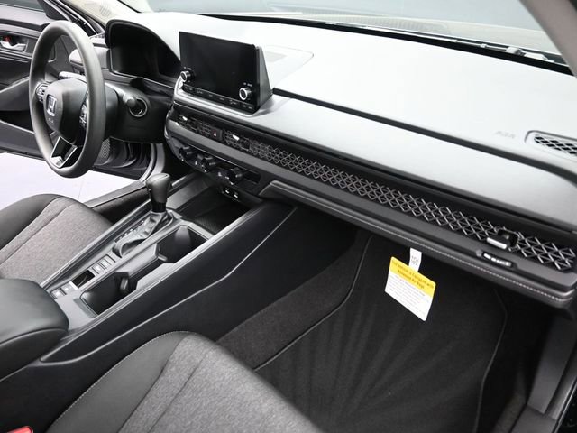 Used 2025 Honda Accord SE image 16