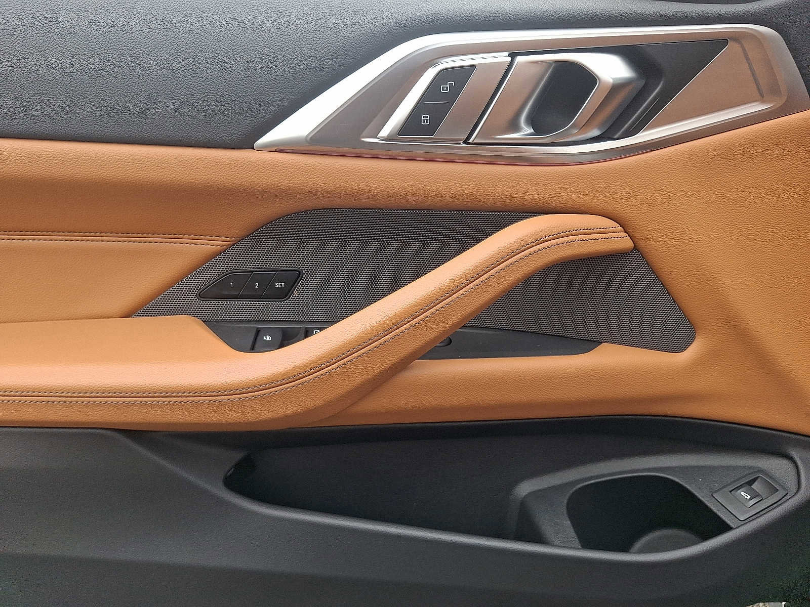 Used 2023 BMW 440i xDrive Convertible w/ Premium Package image 12