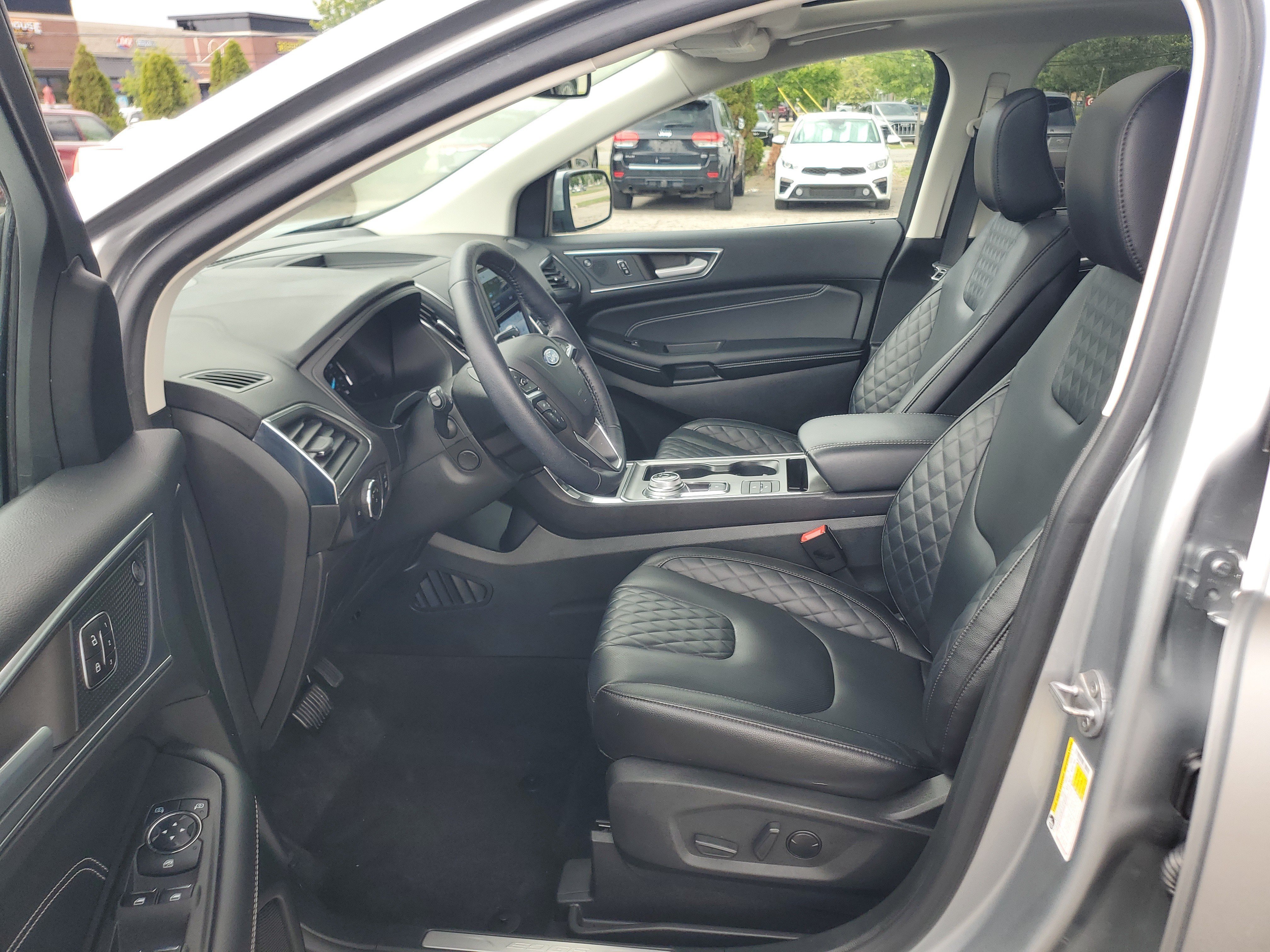 Used 2023 Ford Edge Titanium w/ Equipment Group 301A AWD/4WD image 12