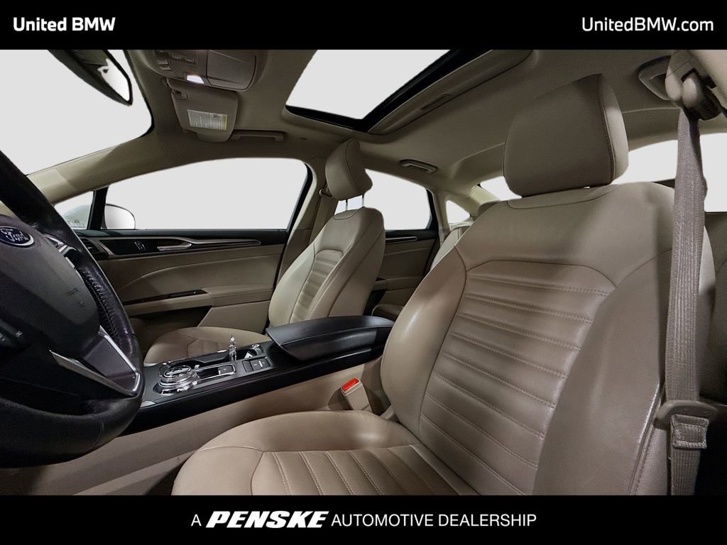 Used 2018 Ford Fusion SE w/ Equipment Group 602A image 5