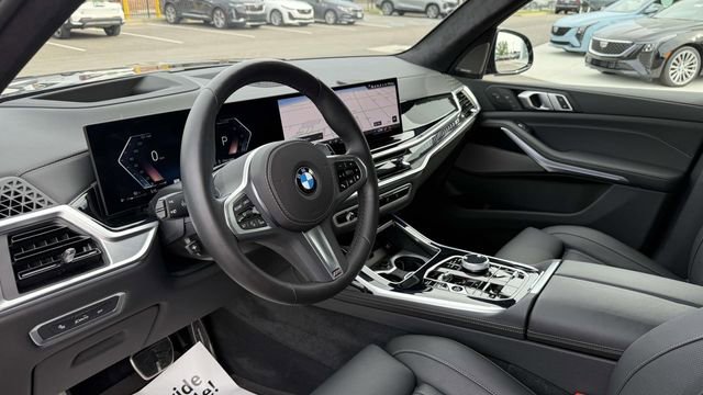 Used 2024 BMW X7 xDrive40i w/ Executive Package AWD/4WD image 19
