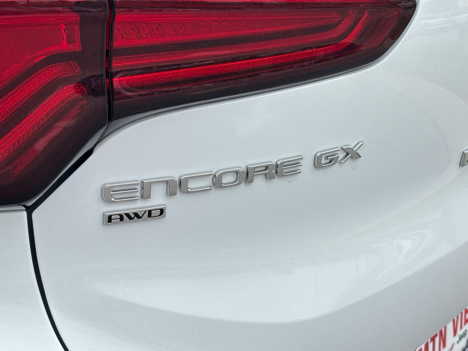 Used 2024 Buick Encore GX Sport Touring AWD/4WD image 11