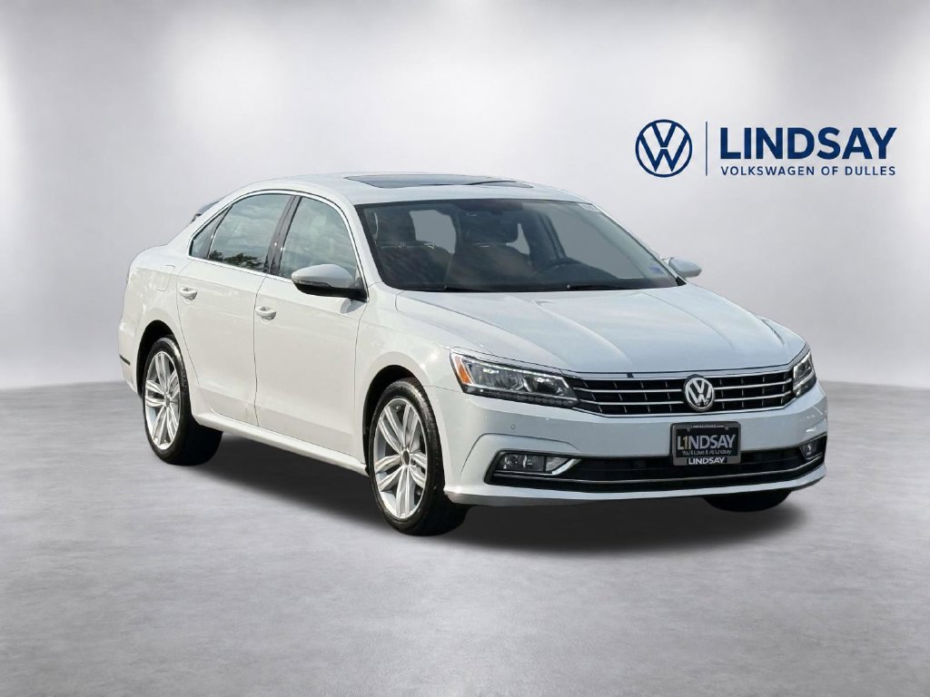 Used 2018 Volkswagen Passat 2.0T SE