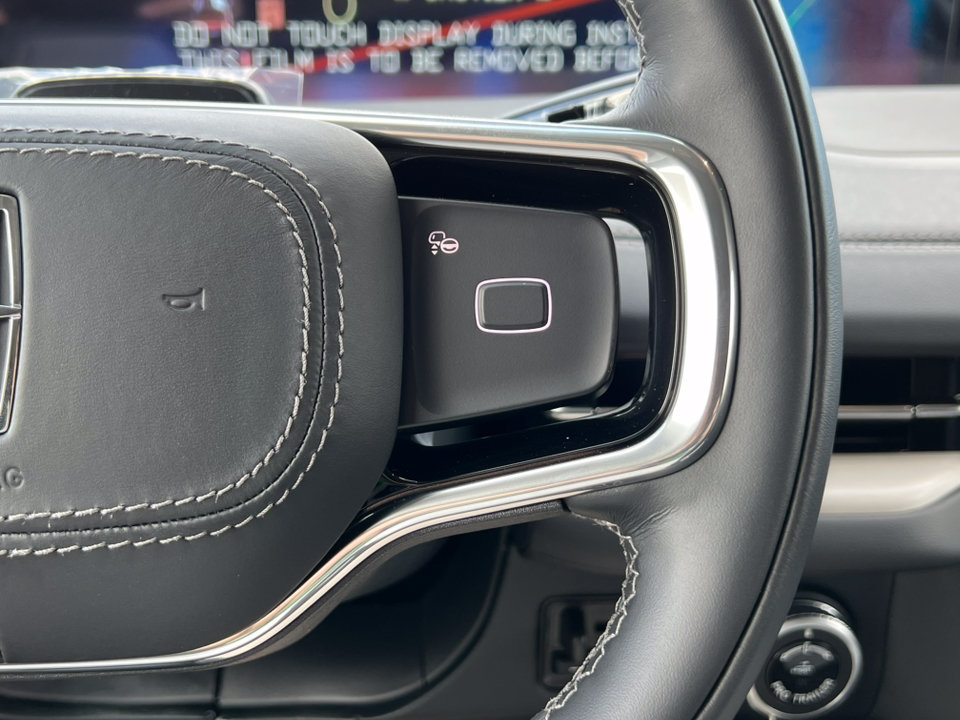 New 2026 Lincoln Navigator Reserve AWD/4WD image 21
