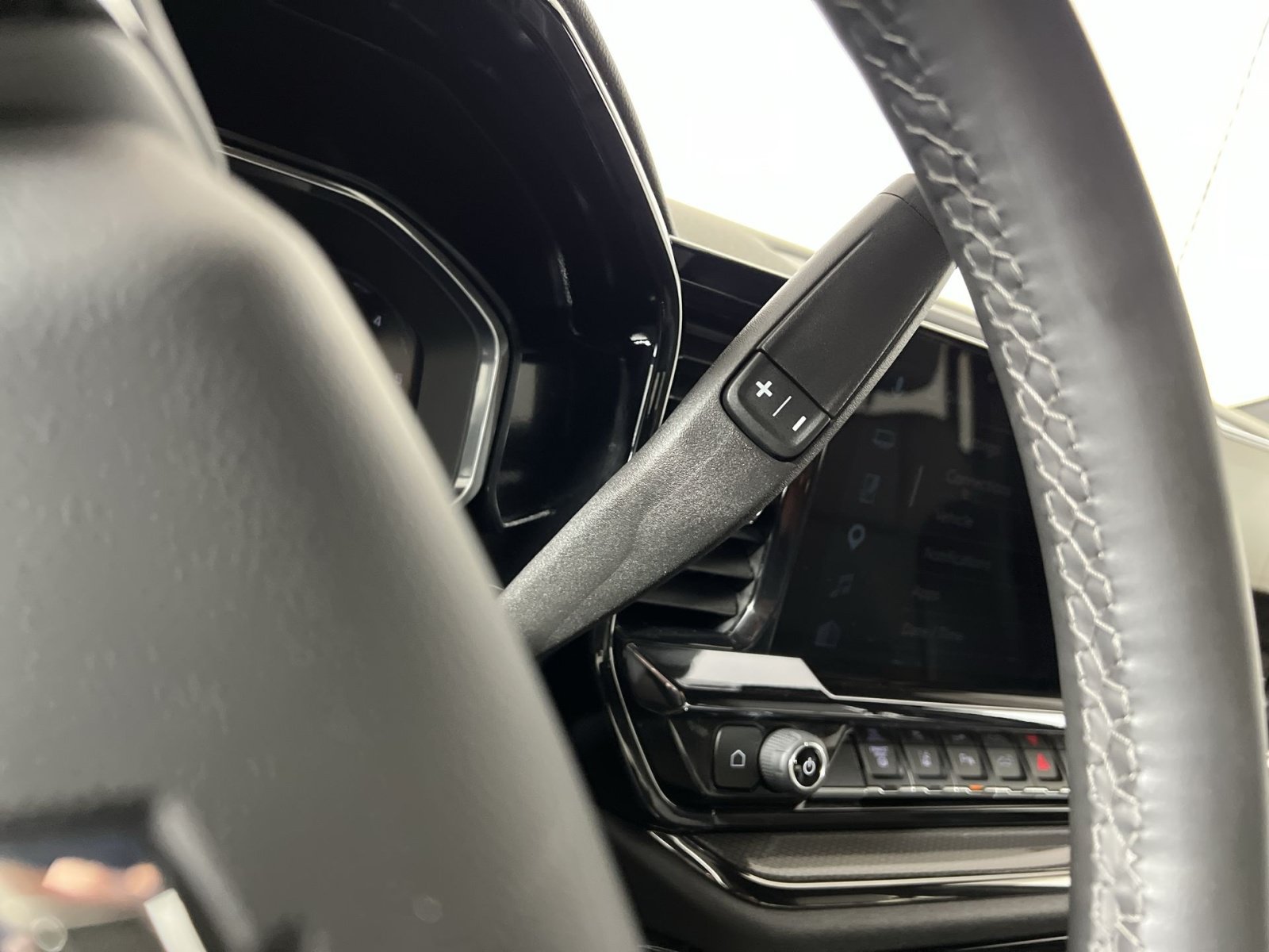 Used 2026 Chevrolet Silverado 2500 ZR2 AWD/4WD image 22