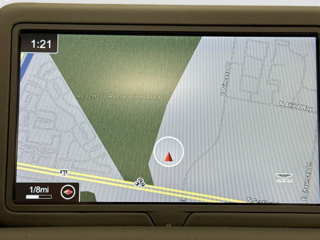 Used 2021 Aston Martin DBS Superleggera Volante image 22