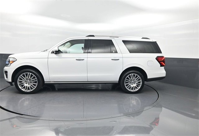 Used 2023 Ford Expedition Max Limited image 2