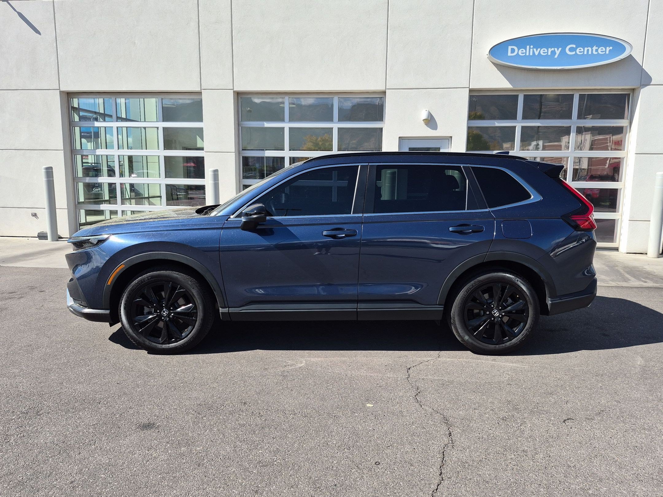 Used 2025 Honda CR-V Sport Touring image 9