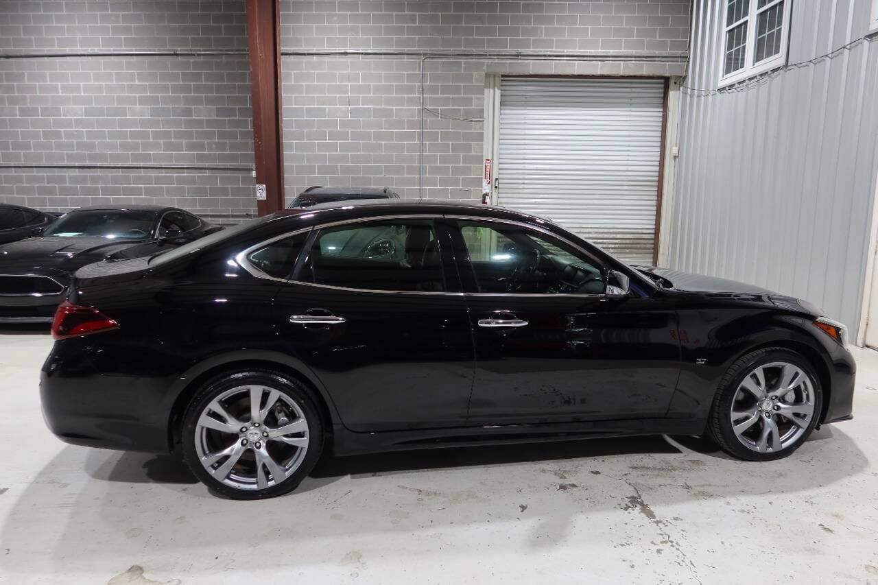 Used 2015 INFINITI Q70 3.7 w/ Sport Package RWD image 6