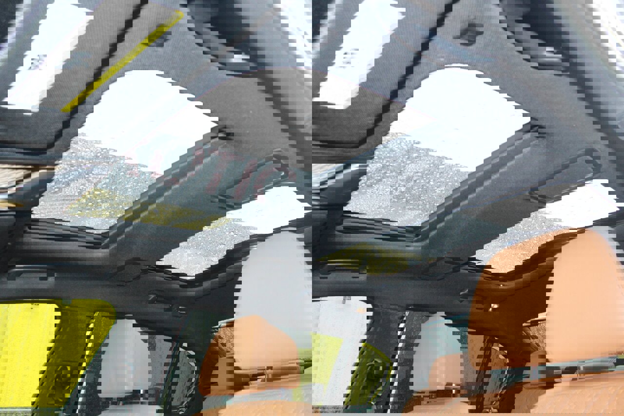 Used 2019 BMW 750i image 24