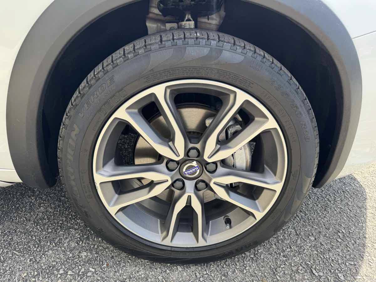 Used 2018 Volvo V60 T5 Cross Country AWD/4WD image 33