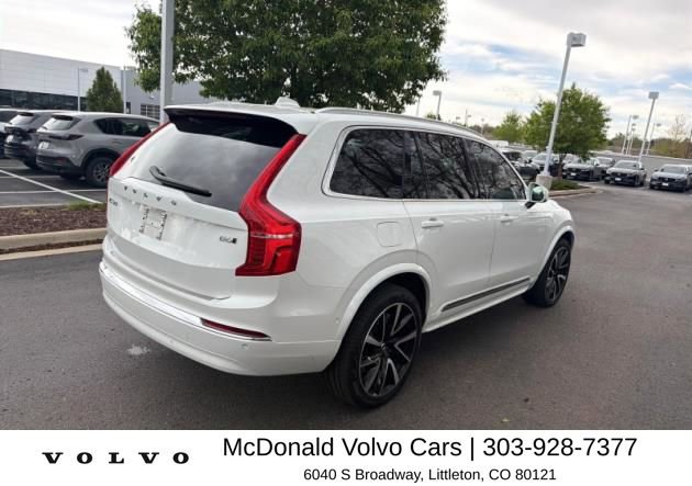 Used 2024 Volvo XC90 B6 Plus AWD/4WD image 3