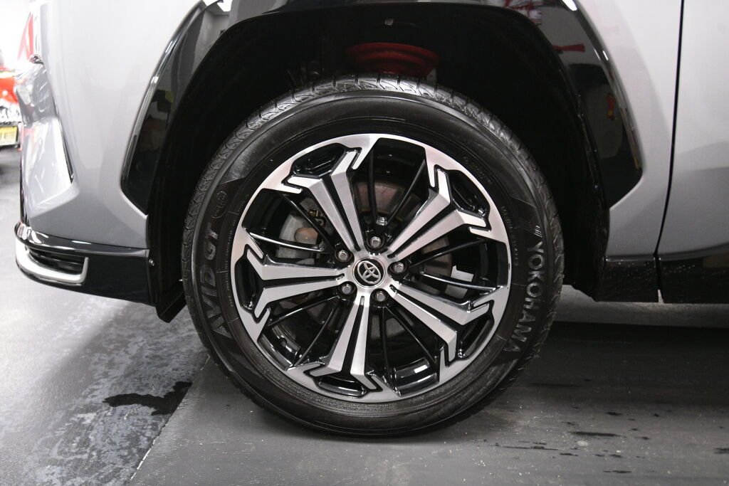 Used 2024 Toyota RAV4 XSE w/ Weather Package image 34