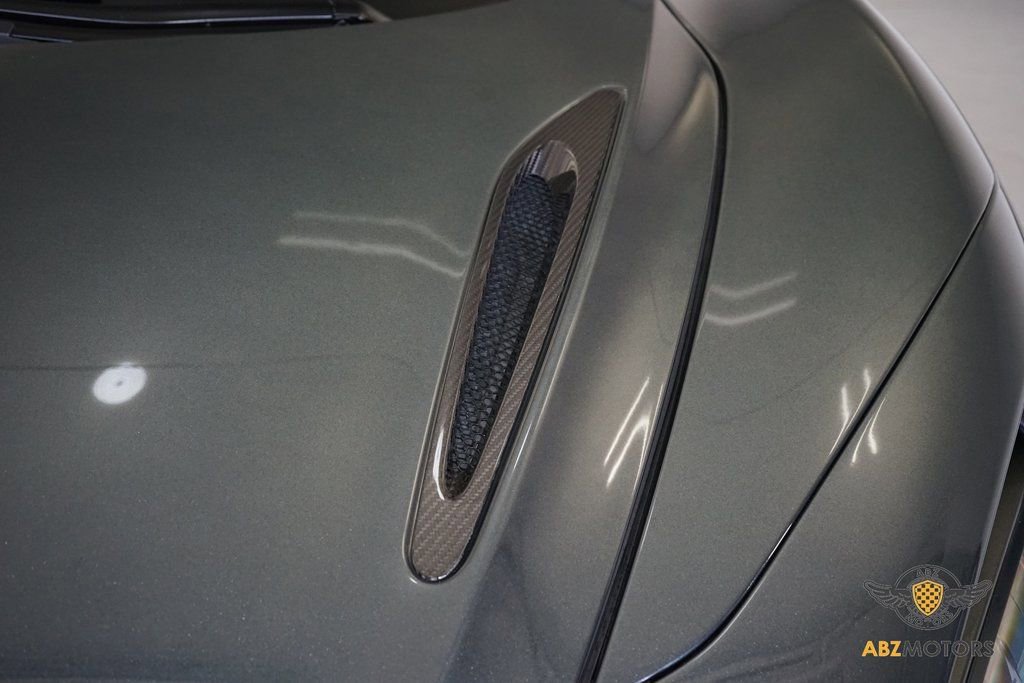 Used 2020 McLaren 720S Spider image 11