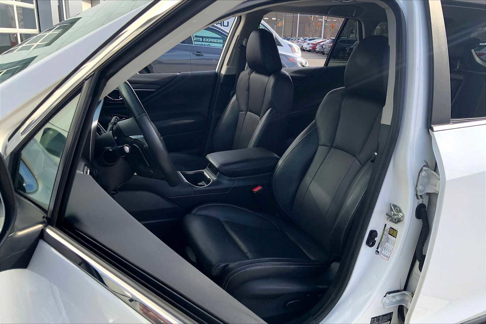 Used 2020 Subaru Outback Limited XT image 8