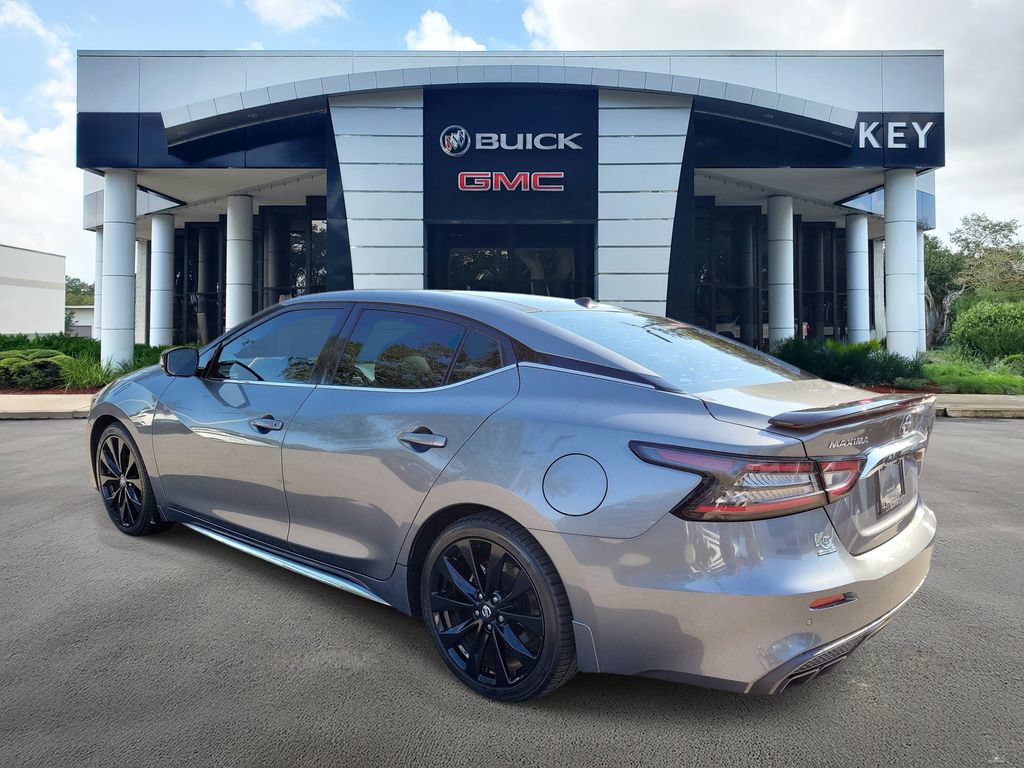Used 2020 Nissan Maxima SR w/ Sport Mat Group FWD image 3