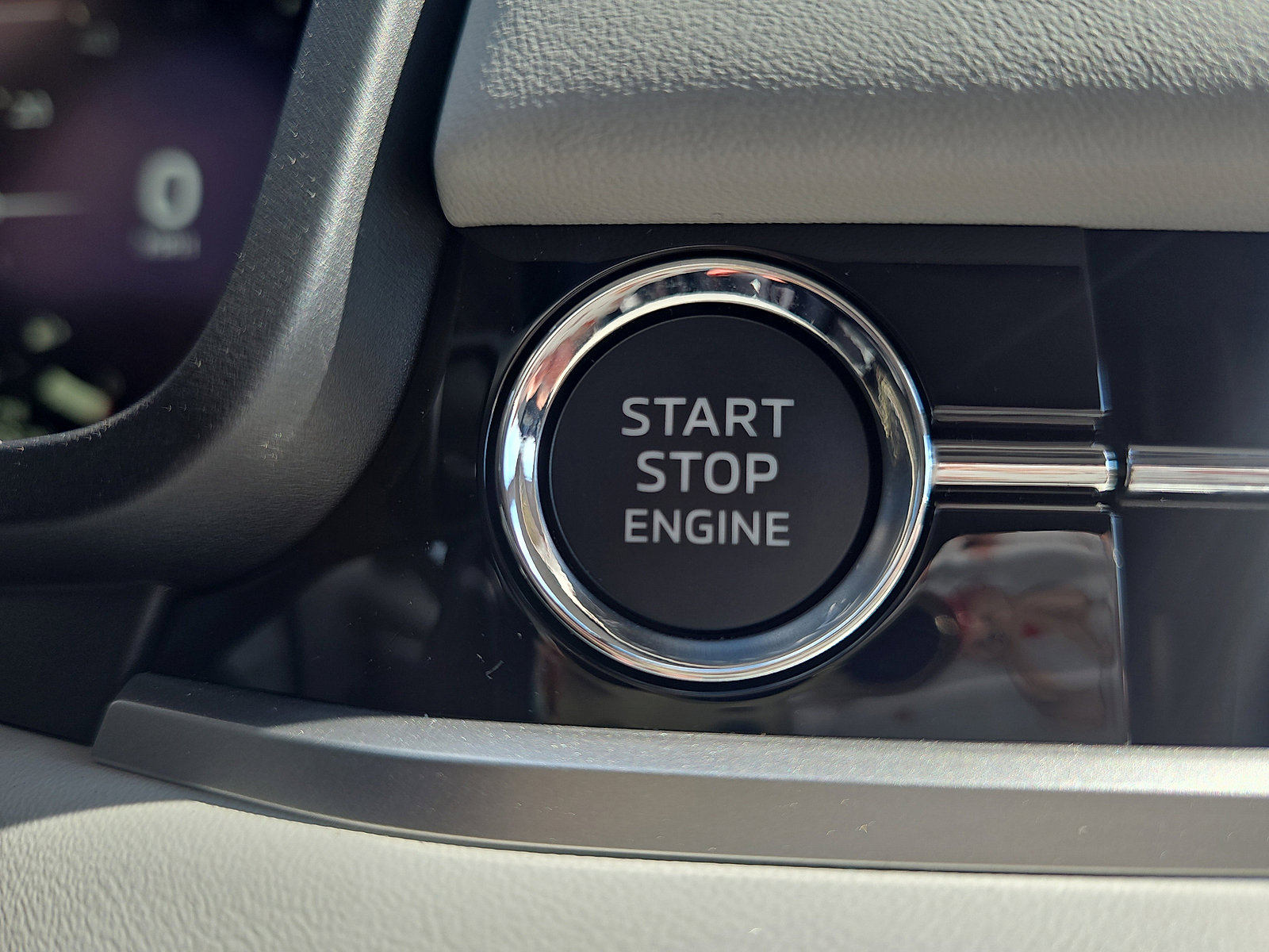 New 2025 Mitsubishi Outlander image 22