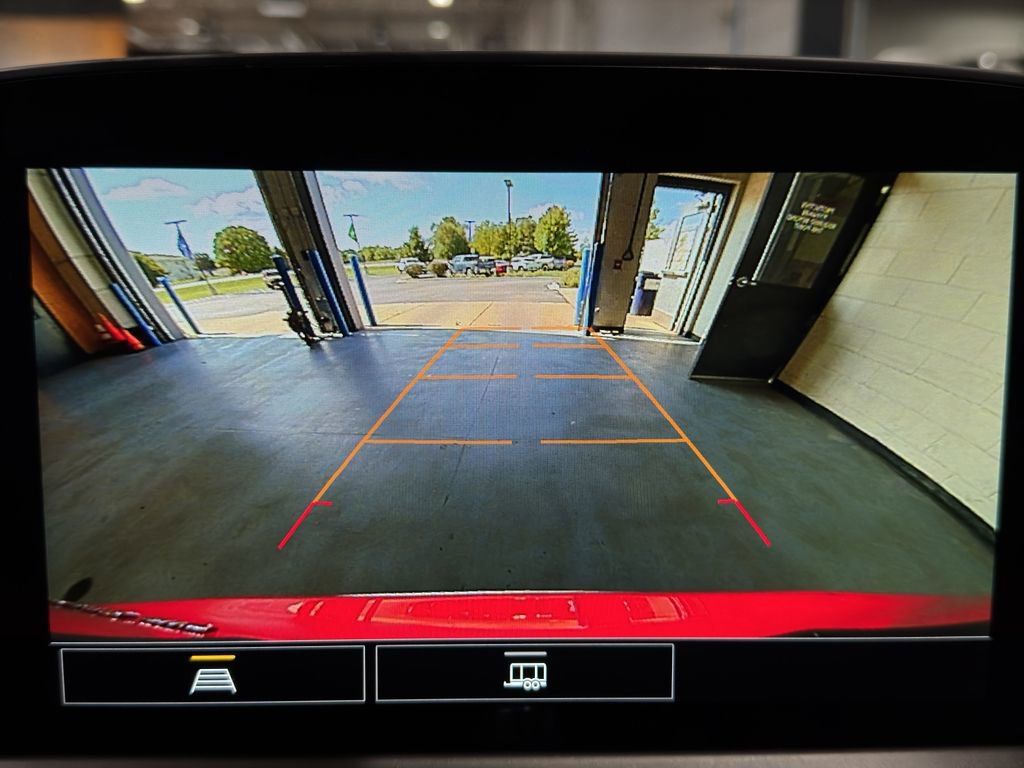 Used 2025 Chevrolet Blazer LT image 29