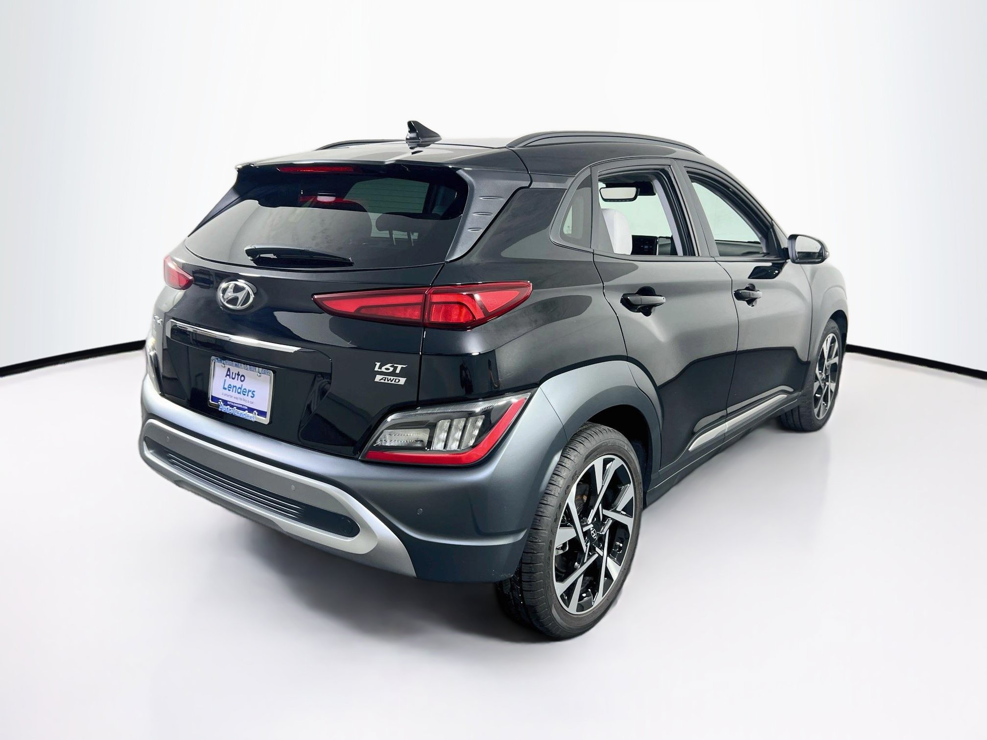 Used 2023 Hyundai Kona Limited w/ Cargo Package AWD/4WD image 5
