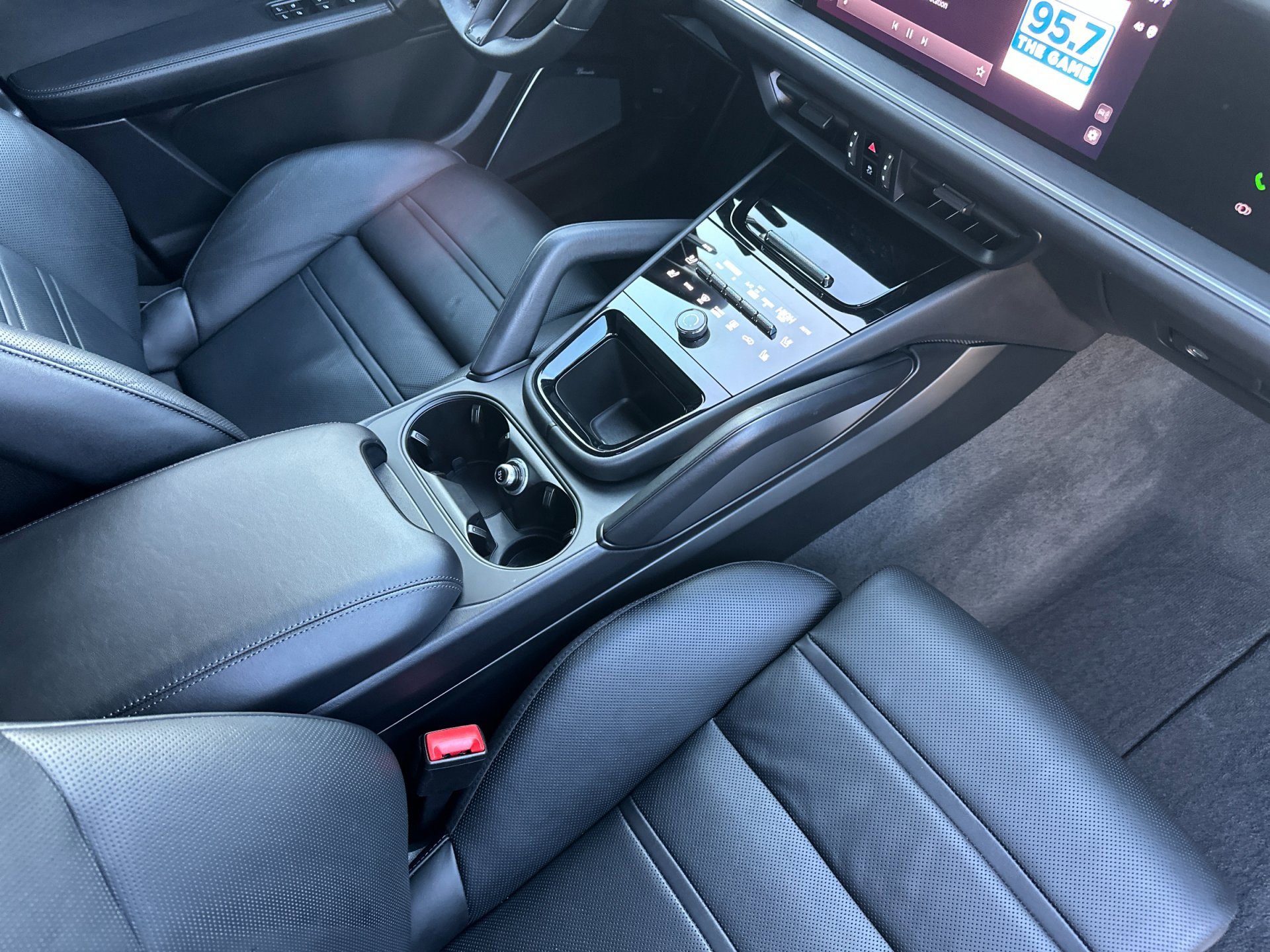 Used 2024 Porsche Cayenne Turbo GT image 16