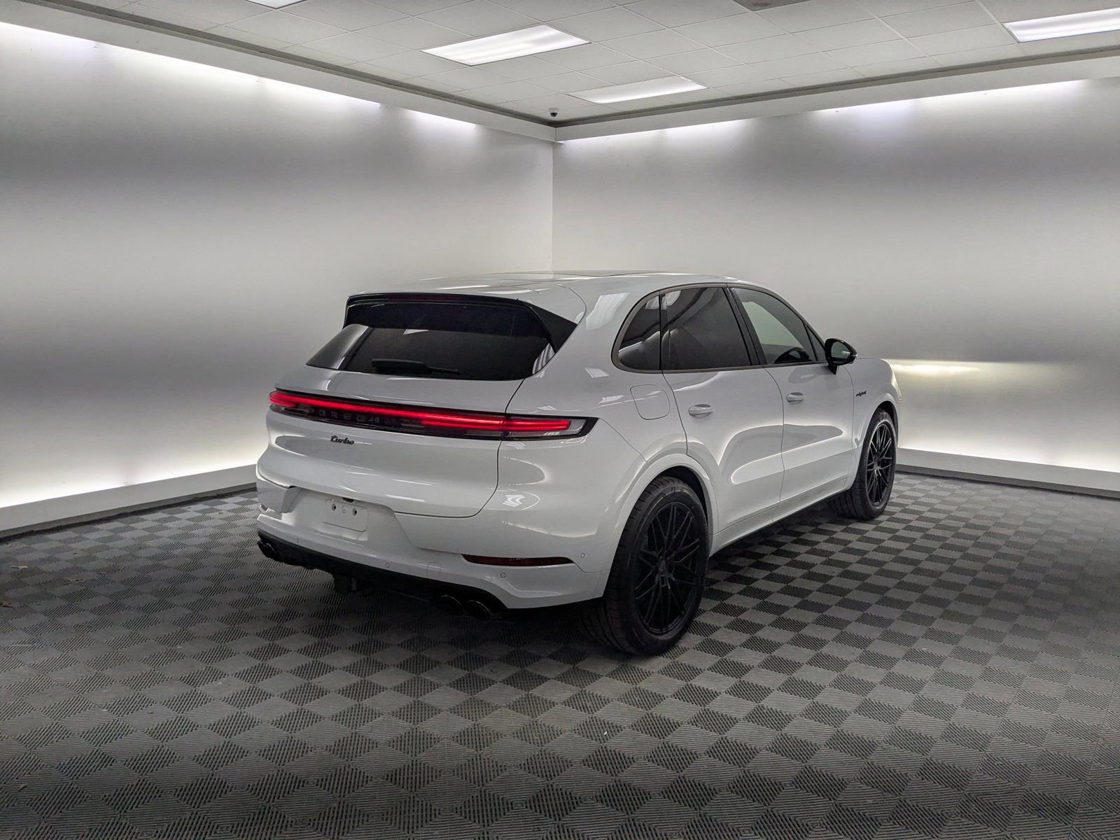 New 2026 Porsche Cayenne Turbo AWD/4WD image 6