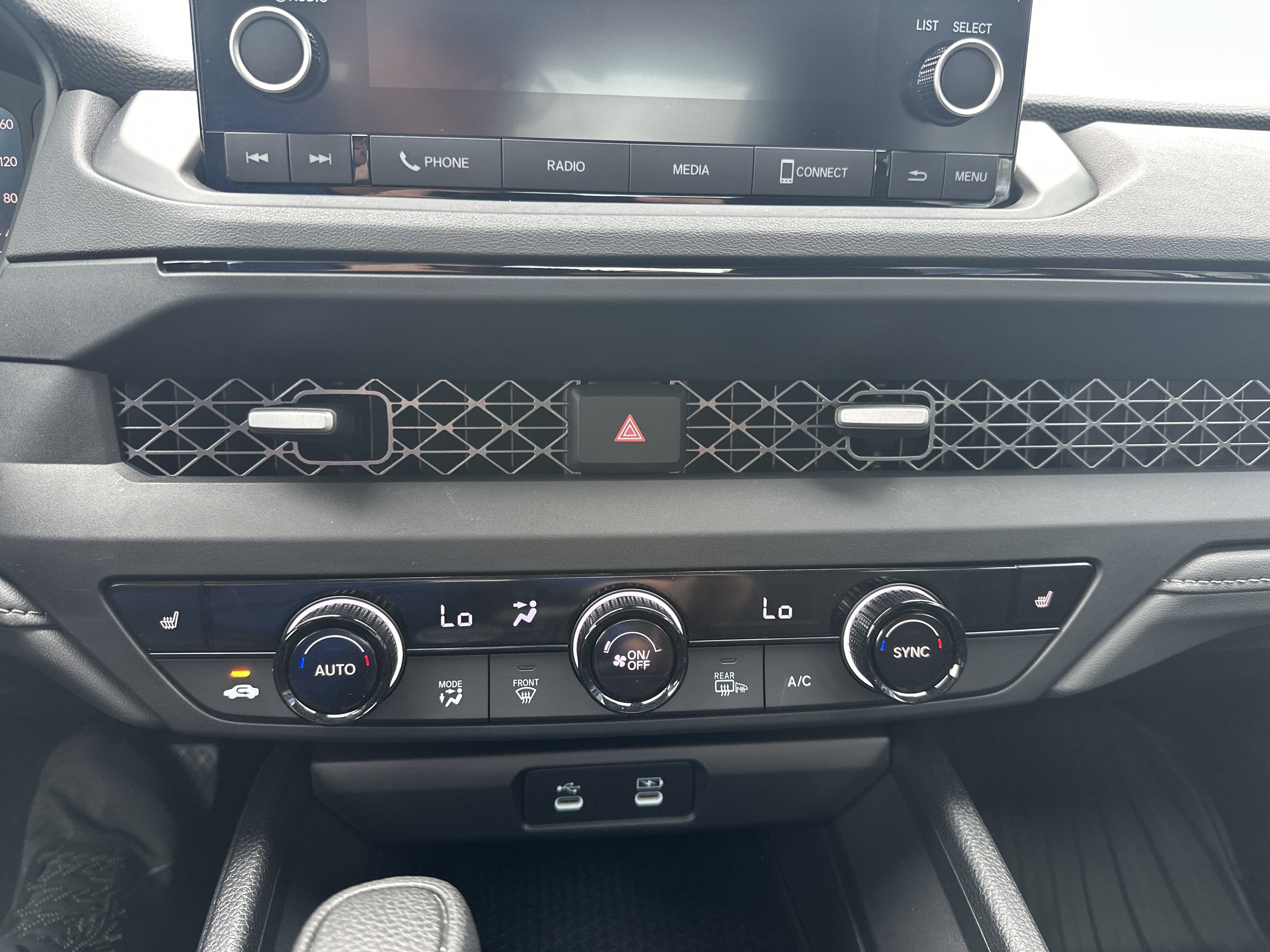 Certified 2025 Honda Accord SE image 16