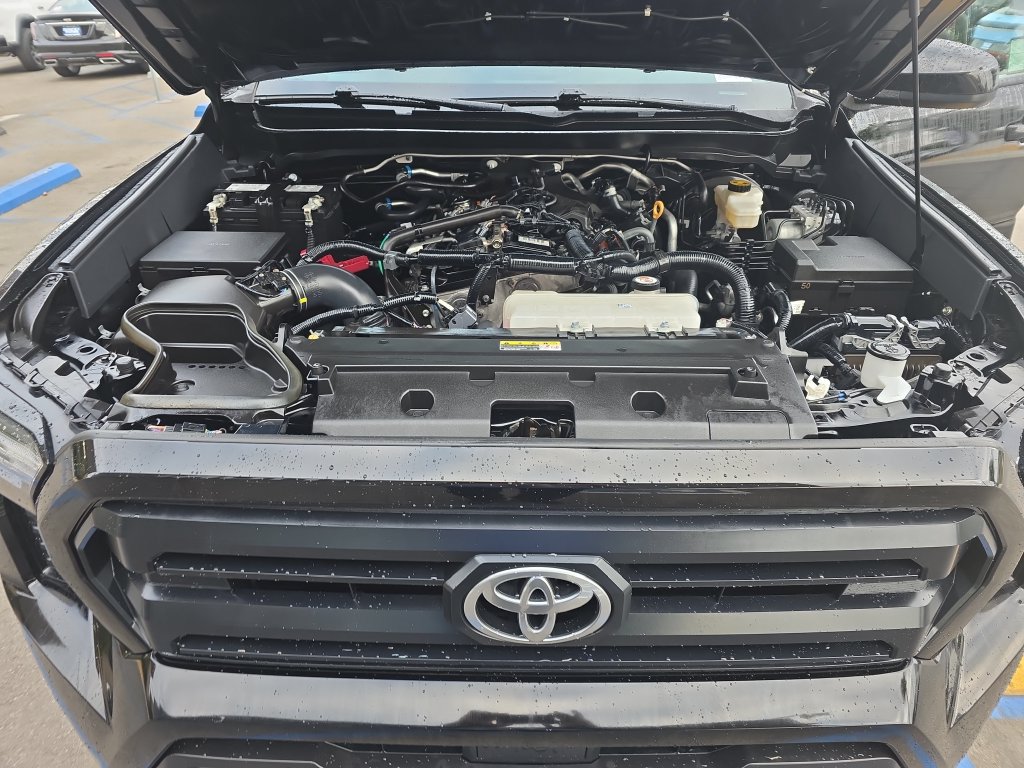 Used 2024 Toyota Tacoma SR5 AWD/4WD image 19