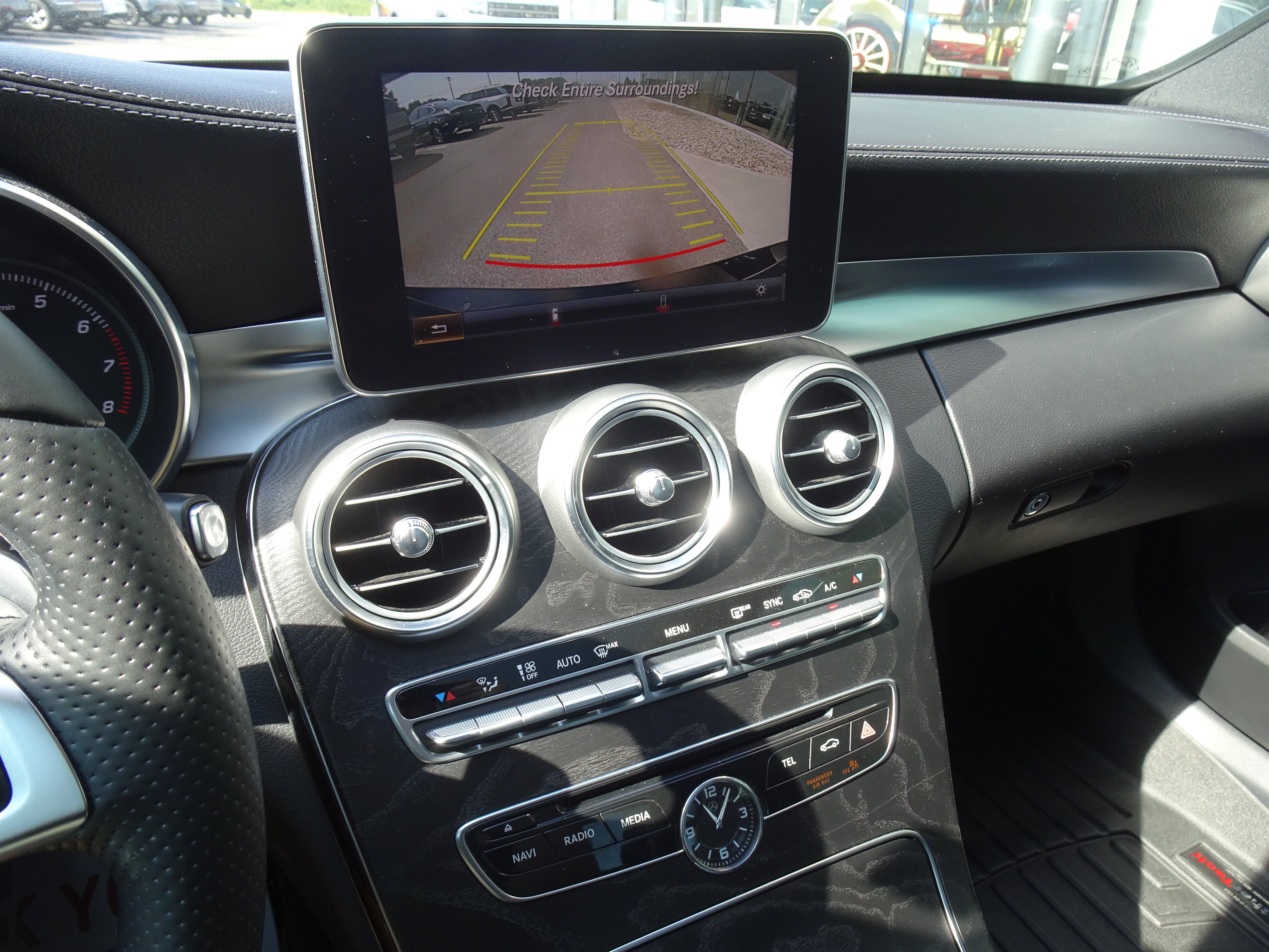 Used 2015 Mercedes-Benz C 300 4MATIC Sedan image 21
