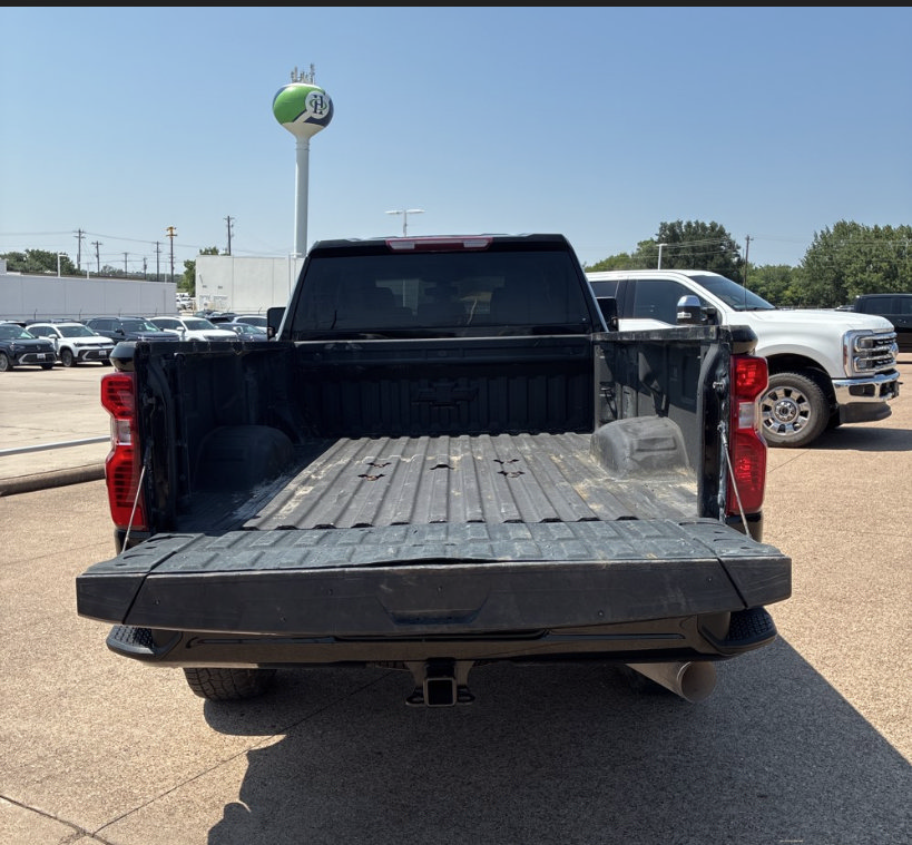 Used 2022 Chevrolet Silverado 2500 Custom w/ Custom Value Package AWD/4WD image 24