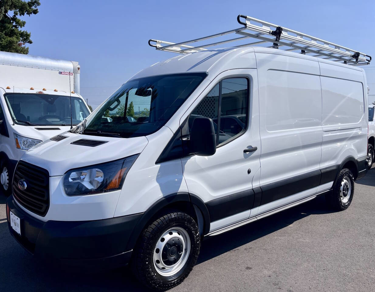 Used 2019 Ford Transit 350 148 Medium Roof image 1