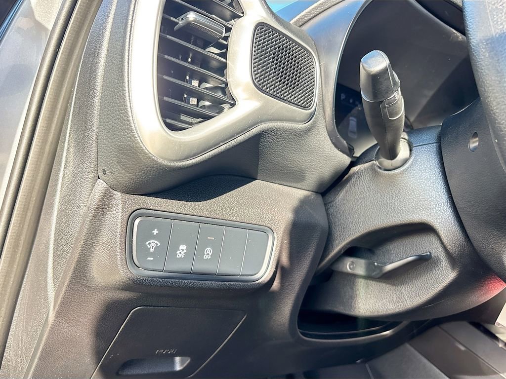 Used 2023 Kia Soul LX image 10