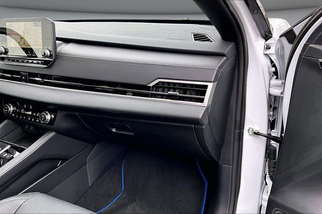 Used 2024 Mitsubishi Outlander SEL Black Edition image 25