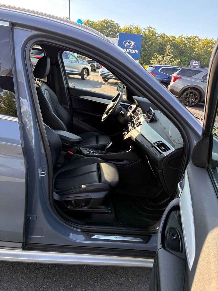 Used 2020 BMW X1 xDrive28i w/ Premium Package AWD/4WD image 24