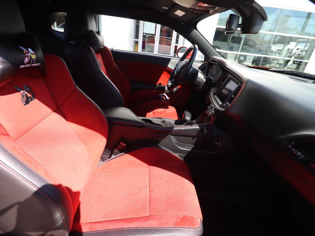 Used 2022 Dodge Challenger R/T Scat Pack RWD image 12