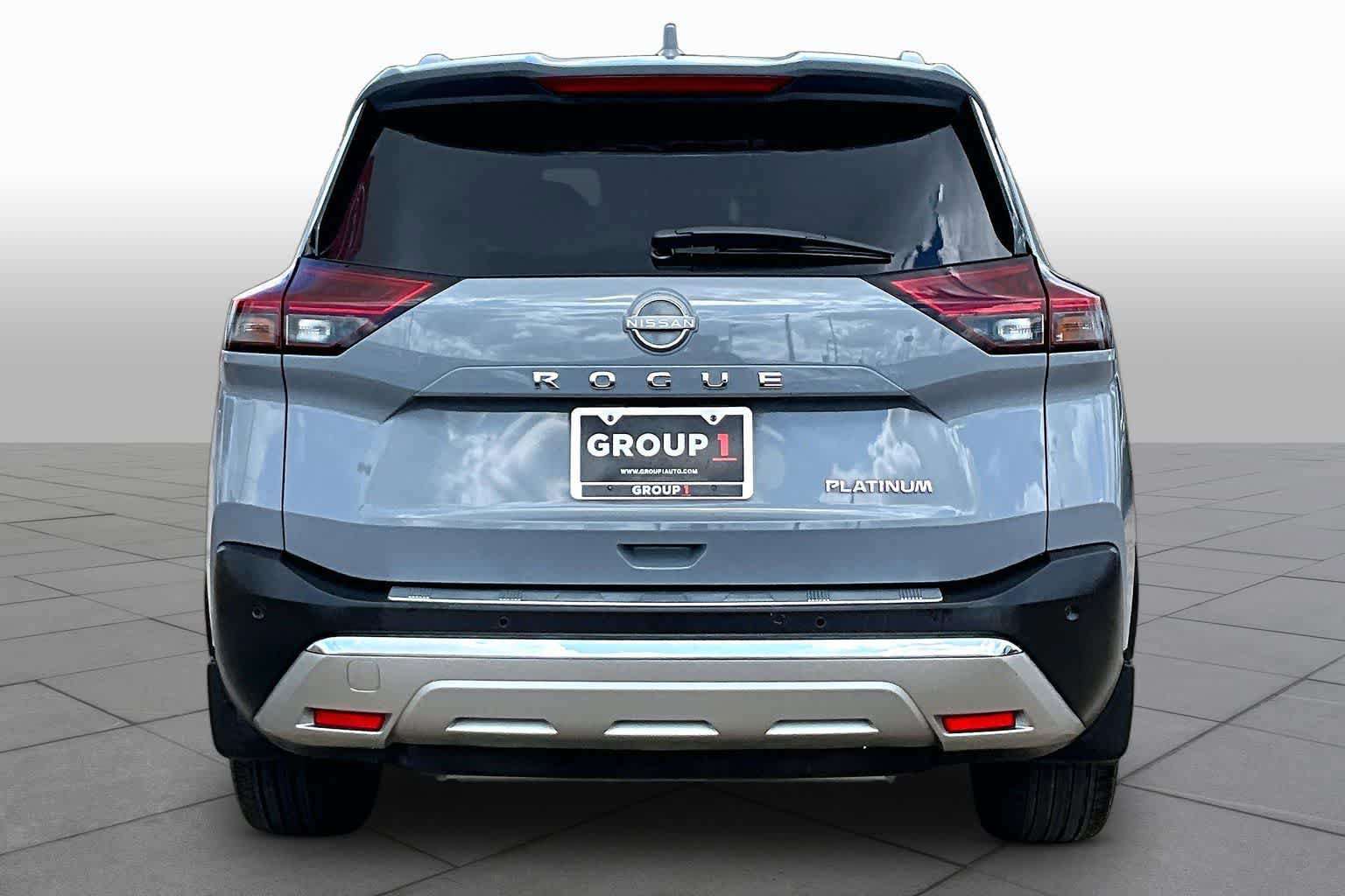 Used 2023 Nissan Rogue Platinum w/ Platinum Premium Package FWD image 5