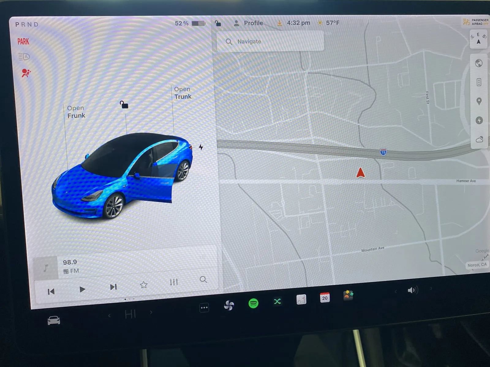 Used 2017 Tesla Model 3 Long Range RWD image 15